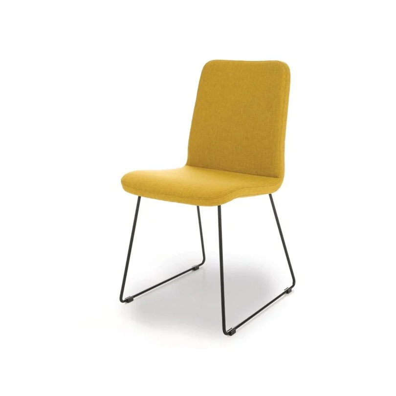 CLOE 3 chair - metal sled structure - Pointhouse