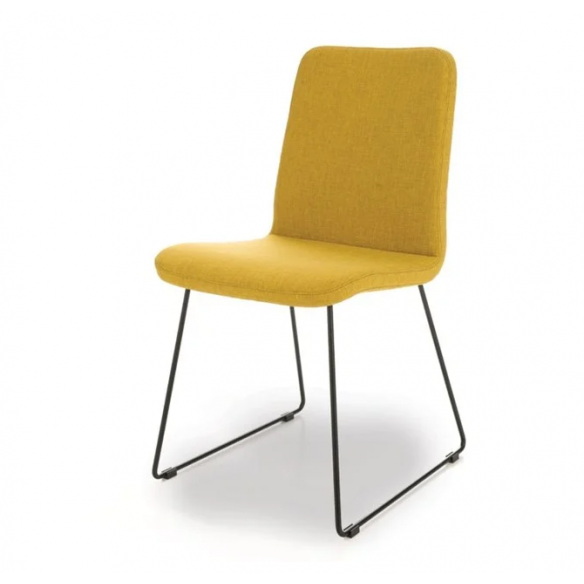 CLOE 3 chair - metal sled structure - Pointhouse