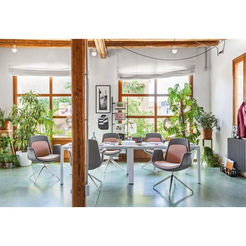 Silla de visita NORDIC con acolchado de espuma fría ignífuga - MILANI