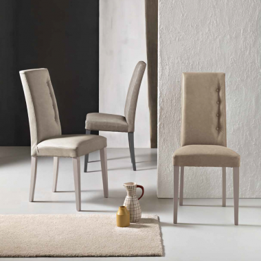 Sedia in ecopelle nuvolata...