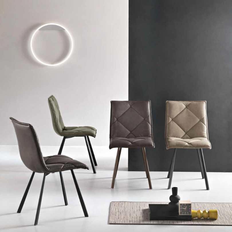 Sedia ROLL con struttura in metallo...