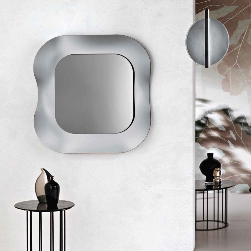 Specchio con cornice in vetro fuso...