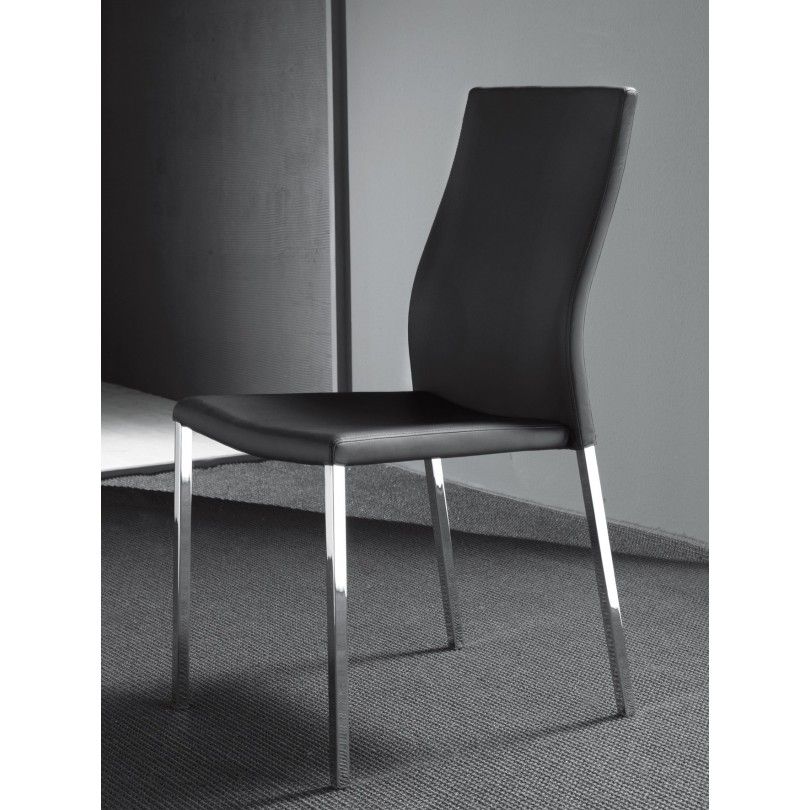 Chair Hellen Art. 213 - The Chair