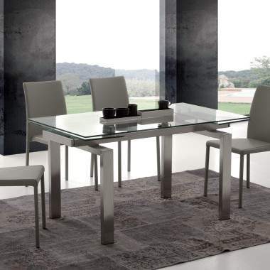 Table Manhattan No. 672 -...