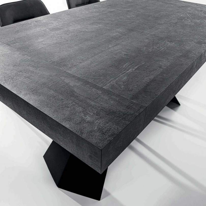 Détail de la table noire