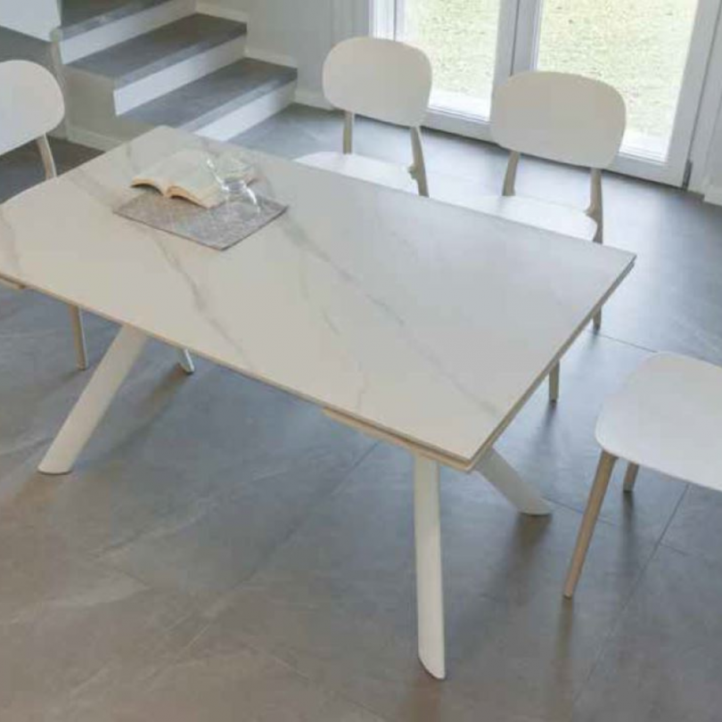 Tavolo VERSUS  Art. 685 La Seggiola